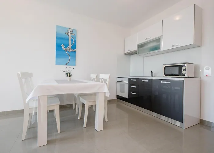 By The Sea Banjol, Rab - 21635 Appartement Rab Town